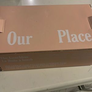 Our place lunchbox never used